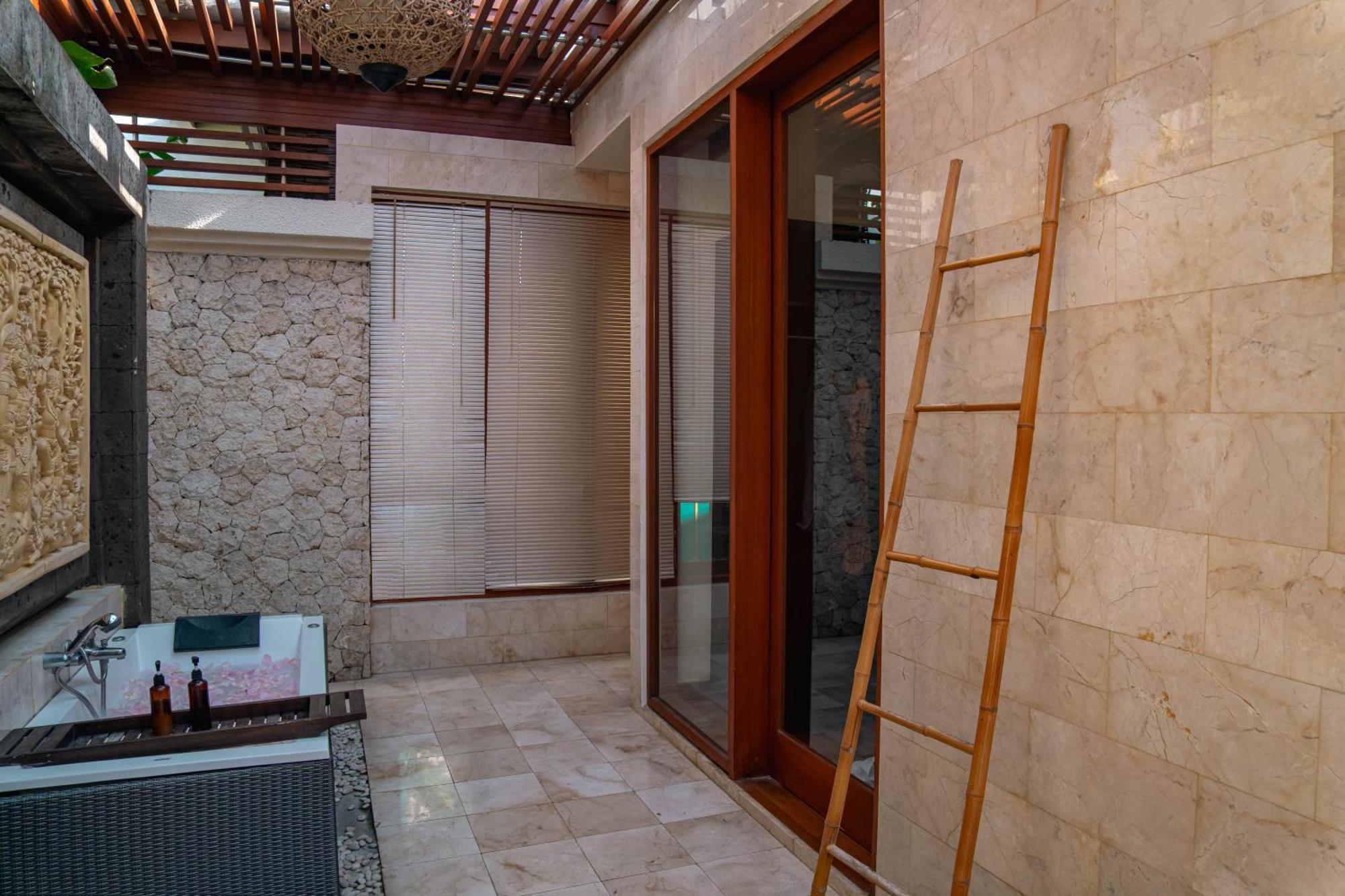 Villa Bougainville Seminyak Esterno foto