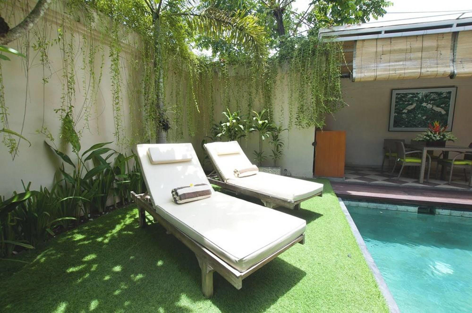 Villa Bougainville Seminyak Esterno foto